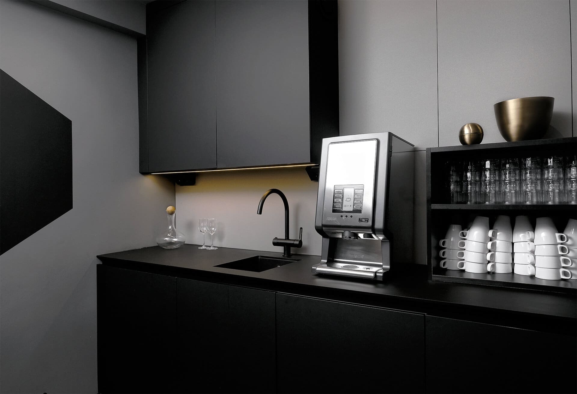Matt kök kaffemaskin förvaring för koppar belysning platsbyggt exklusivt lyxigt